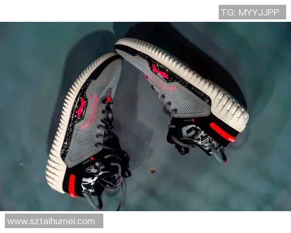 反伍明星款218篮球全新上市运动爱好者必备的潮流之选 反伍明星款218篮球全新上市运动爱好者必备的潮流之选